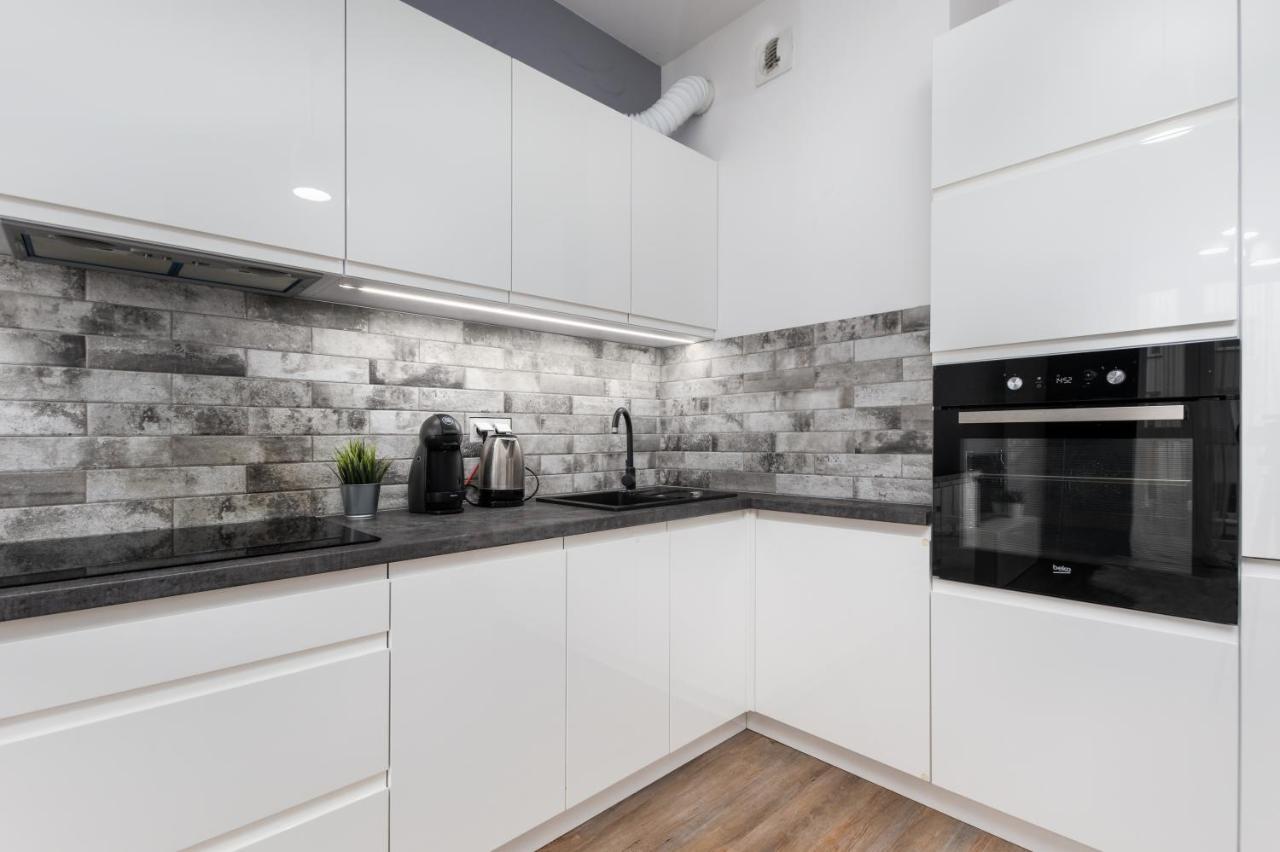 Rakowska 14A 1 Bedroom By Homeprime Varšava Exteriér fotografie